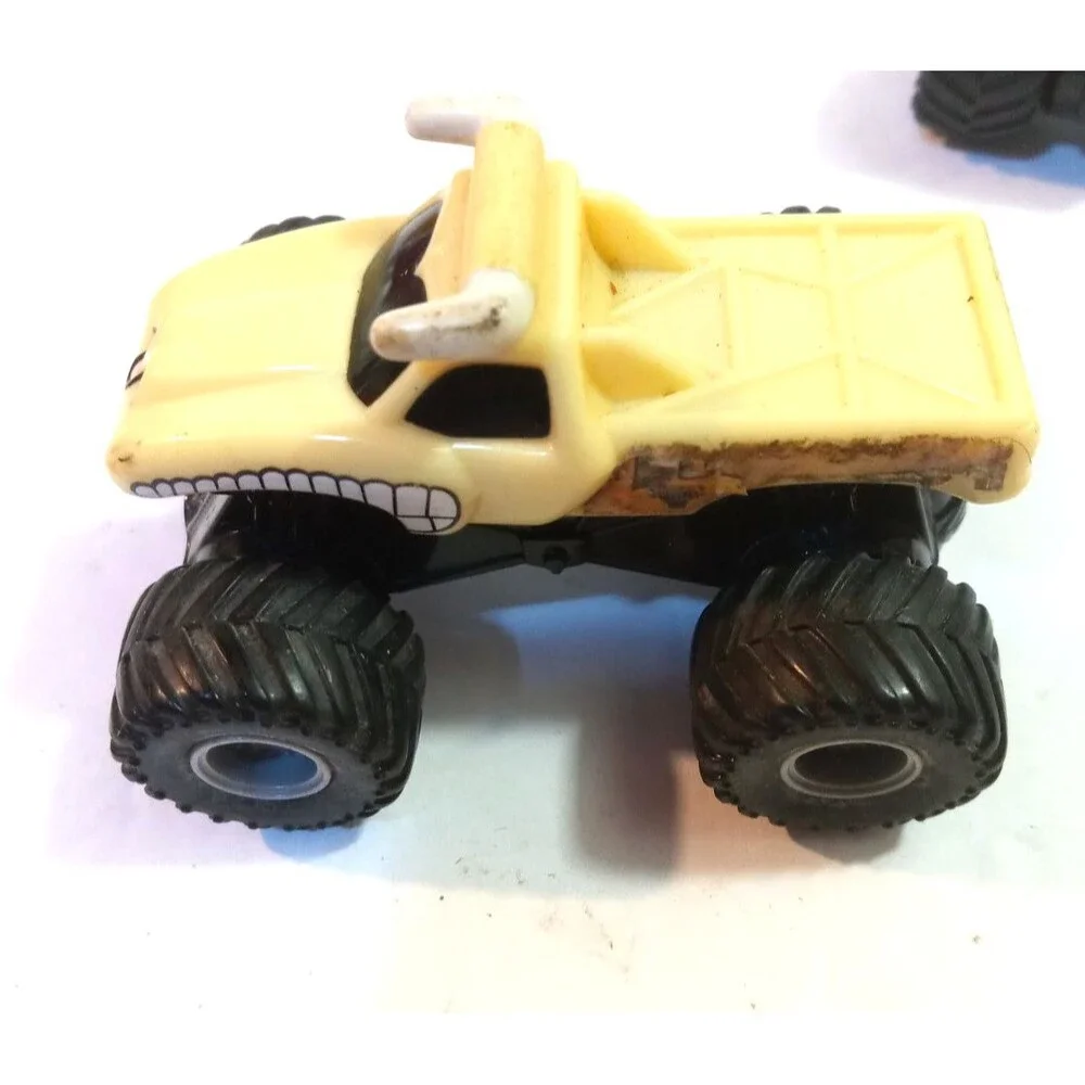 Hot Wheels Monster Jam Lot El Toro Loco Bulldozer